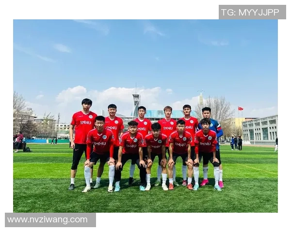 年青帅气的足球明星如何在绿茵场上展现个人魅力与团队精神 年青帅气的足球明星如何在绿茵场上展现个人魅力与团队精神