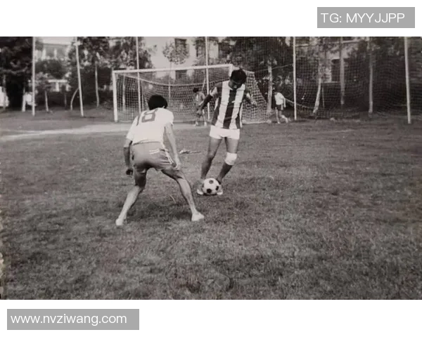 退役足球明星精彩瞬间集锦回顾他们的辉煌岁月与传奇故事